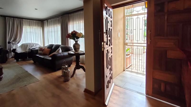 16 Bedroom Property for Sale in Middelburg Rural Eastern Cape